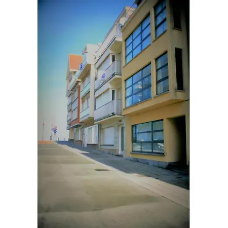 Pacific 0 *